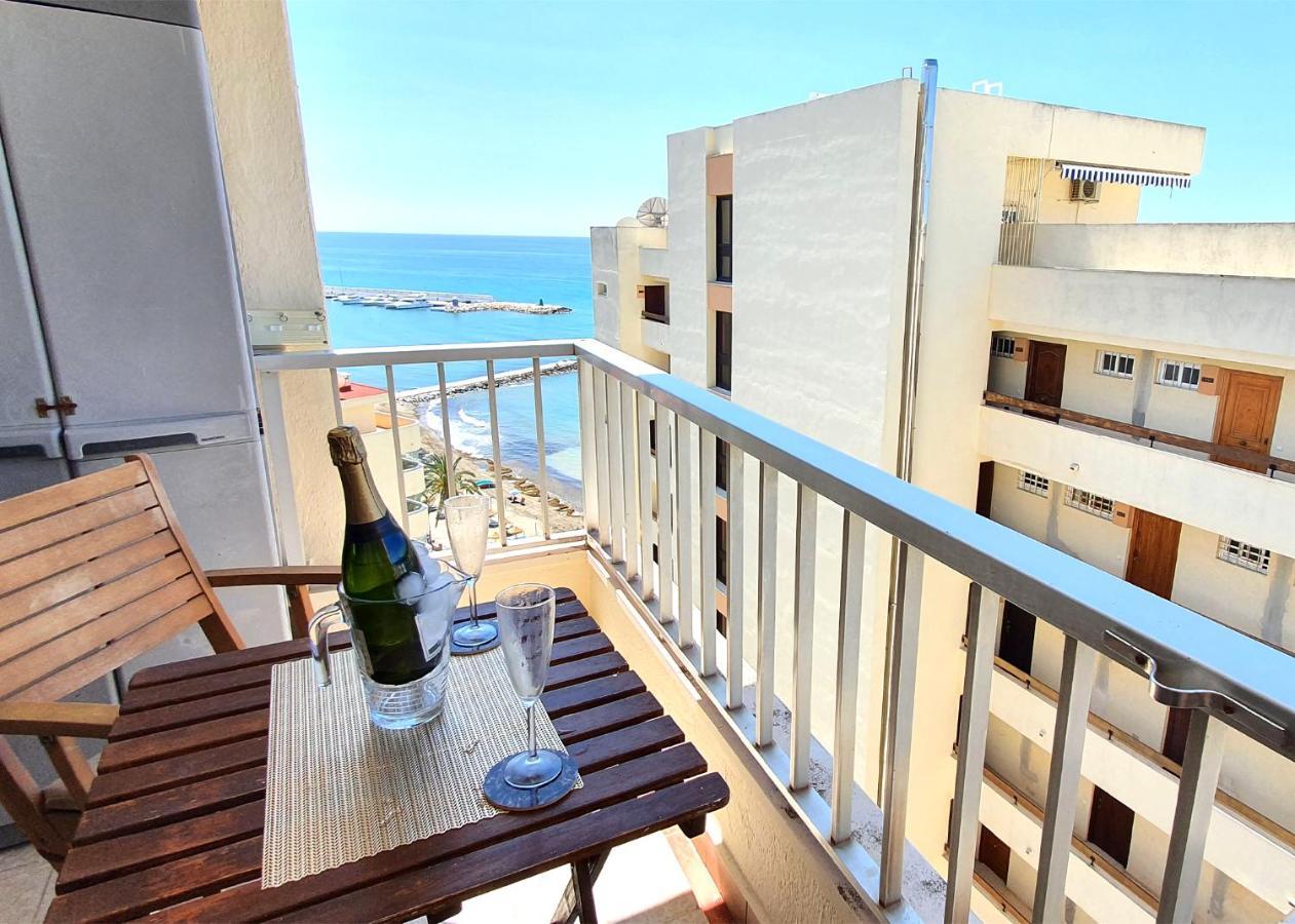 Beachfront Studio Apartment Марбеля Екстериор снимка