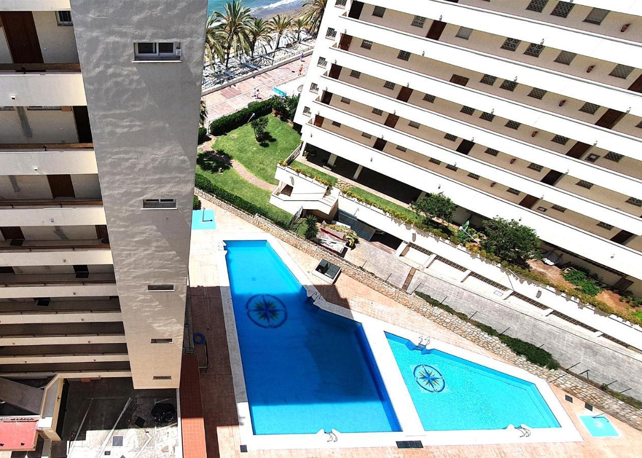 Beachfront Studio Apartment Марбеля Екстериор снимка